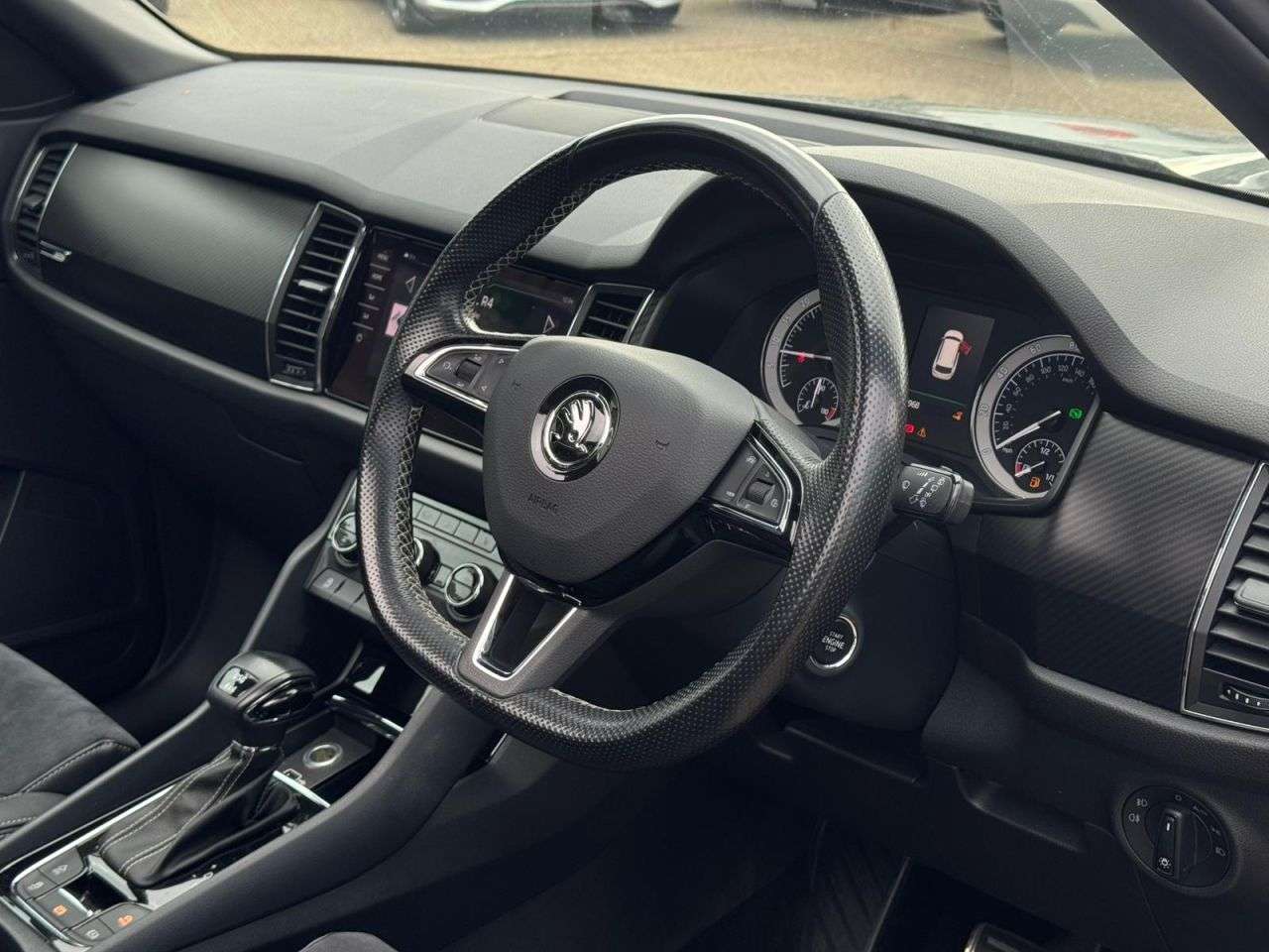 A 2019 SKODA KODIAQ 2.0 TDI SportLine SUV 5dr Diesel DSG 4WD Euro 6 (s/s) (7 Seat) (190 ps) FIN A 2019 SKODA KODIAQ 2.0 TDI SportLine SUV 5dr Diesel DSG 4WD Euro 6 (s/s) (7 Seat) (190 ps) FIN
