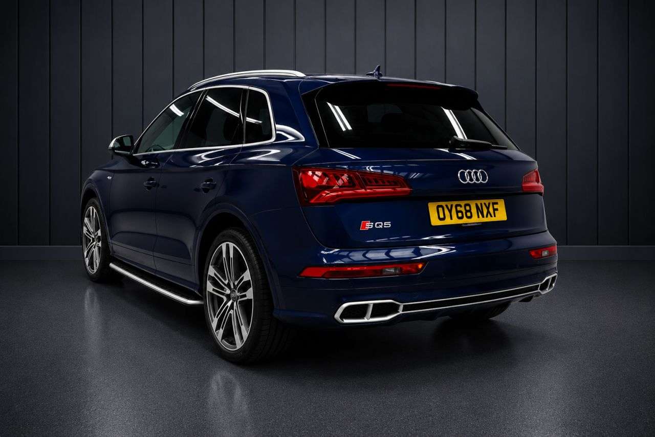 A 2018 AUDI SQ5 3.0 TFSI V6 SUV 5dr Petrol Tiptronic quattro Euro 6 (s/s) (354 ps) FINANCE+ A 2018 AUDI SQ5 3.0 TFSI V6 SUV 5dr Petrol Tiptronic quattro Euro 6 (s/s) (354 ps) FINANCE+