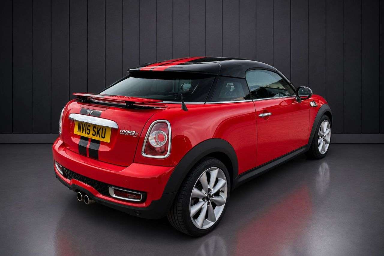 A 2015 MINI COUPE 1.6 Cooper S Coupe 2dr Petrol Manual Euro 5 (s/s) (184 ps) A 2015 MINI COUPE 1.6 Cooper S Coupe 2dr Petrol Manual Euro 5 (s/s) (184 ps)