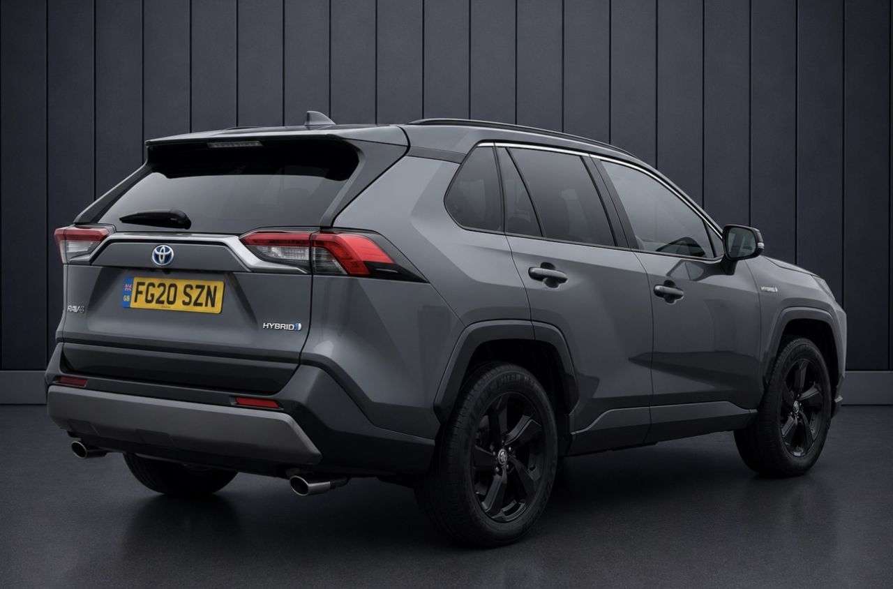 A 2020 TOYOTA RAV4 2.5 VVT-h Dynamic SUV 5dr Petrol Hybrid CVT 4WD Euro 6 (s/s) (222 ps) FINAN A 2020 TOYOTA RAV4 2.5 VVT-h Dynamic SUV 5dr Petrol Hybrid CVT 4WD Euro 6 (s/s) (222 ps) FINAN