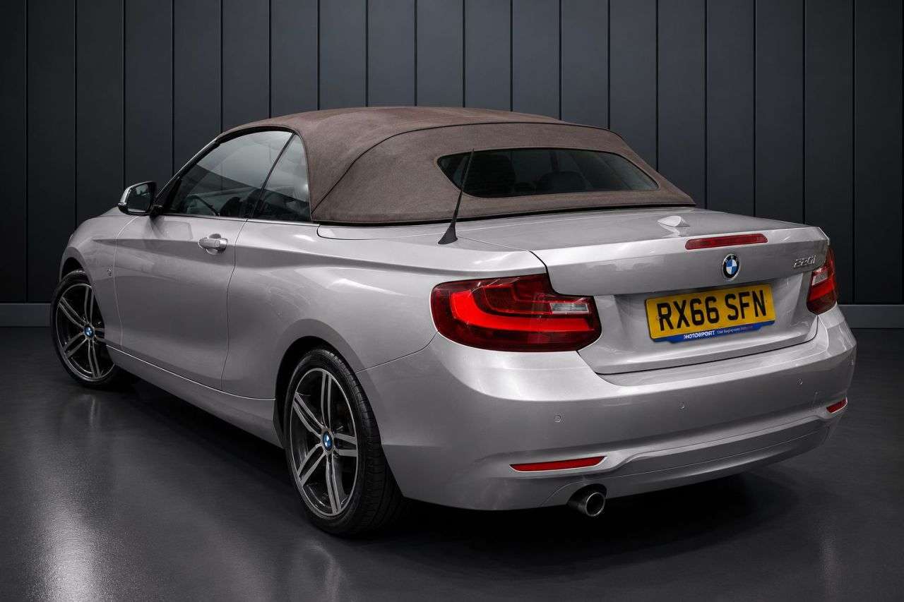 A 2016 BMW 2 SERIES 1.5 218i Sport Convertible 2dr Petrol Auto Euro 6 (s/s) (136 ps) FINANCE+WA A 2016 BMW 2 SERIES 1.5 218i Sport Convertible 2dr Petrol Auto Euro 6 (s/s) (136 ps) FINANCE+WA