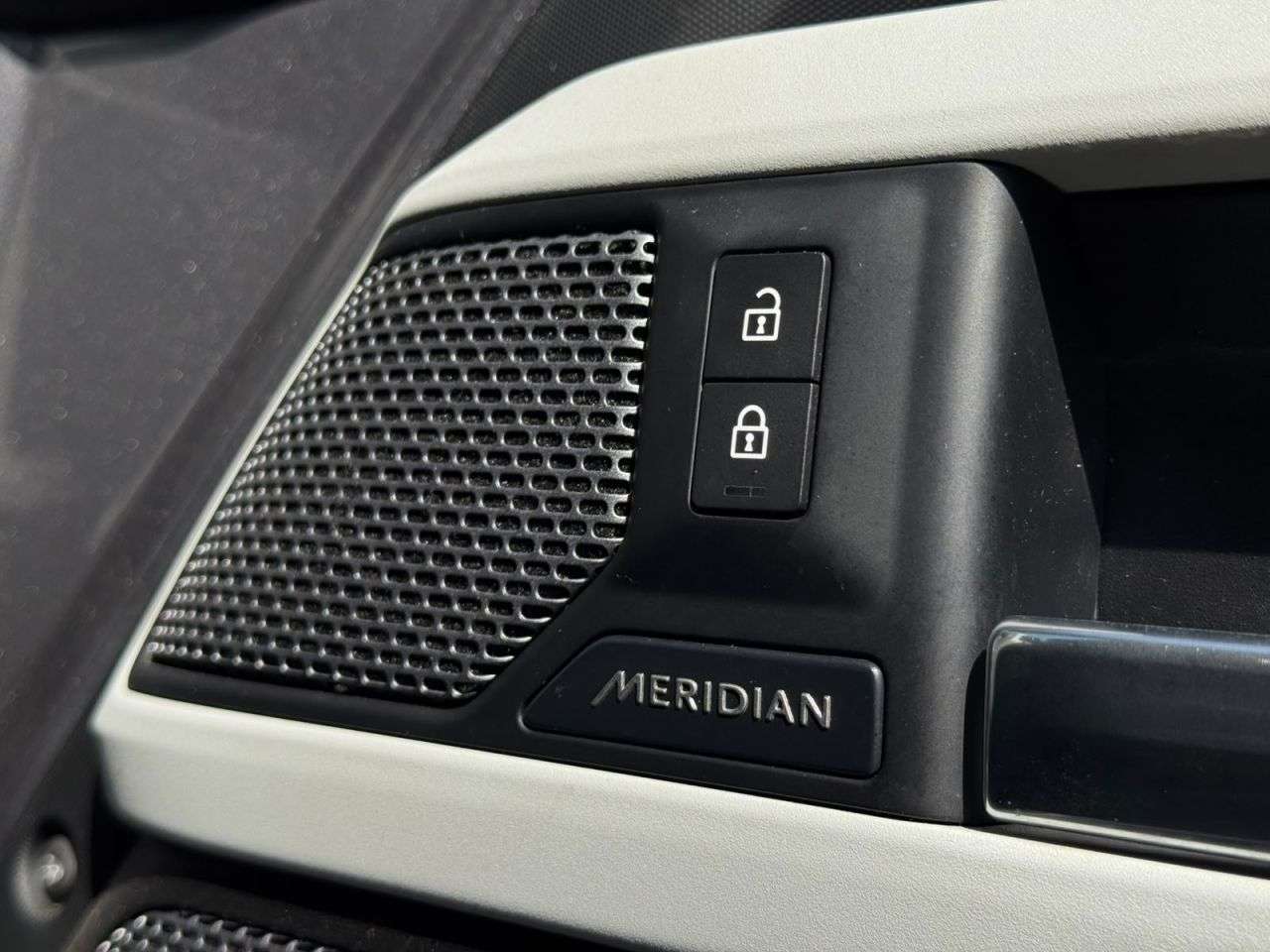 2021 LAND ROVER DEFENDER 2021 LAND ROVER DEFENDER
