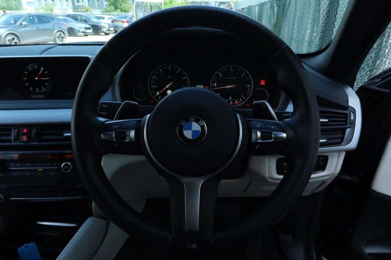 2016 BMW X6 2016 BMW X6