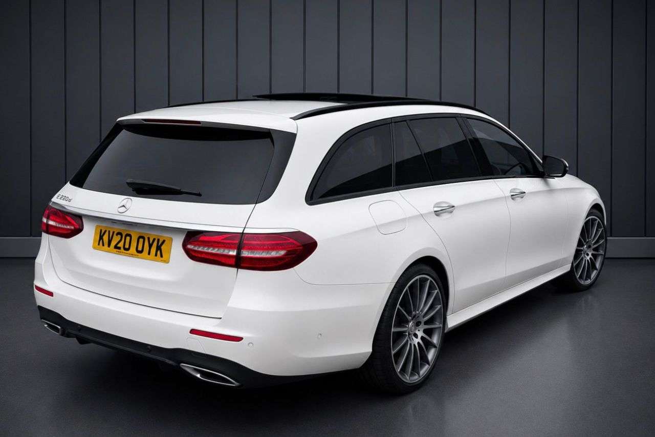 A 2020 MERCEDES E CLASS E 300 D AMG LINE NIGHT EDITION PREMIUM PLUS A 2020 MERCEDES E CLASS E 300 D AMG LINE NIGHT EDITION PREMIUM PLUS
