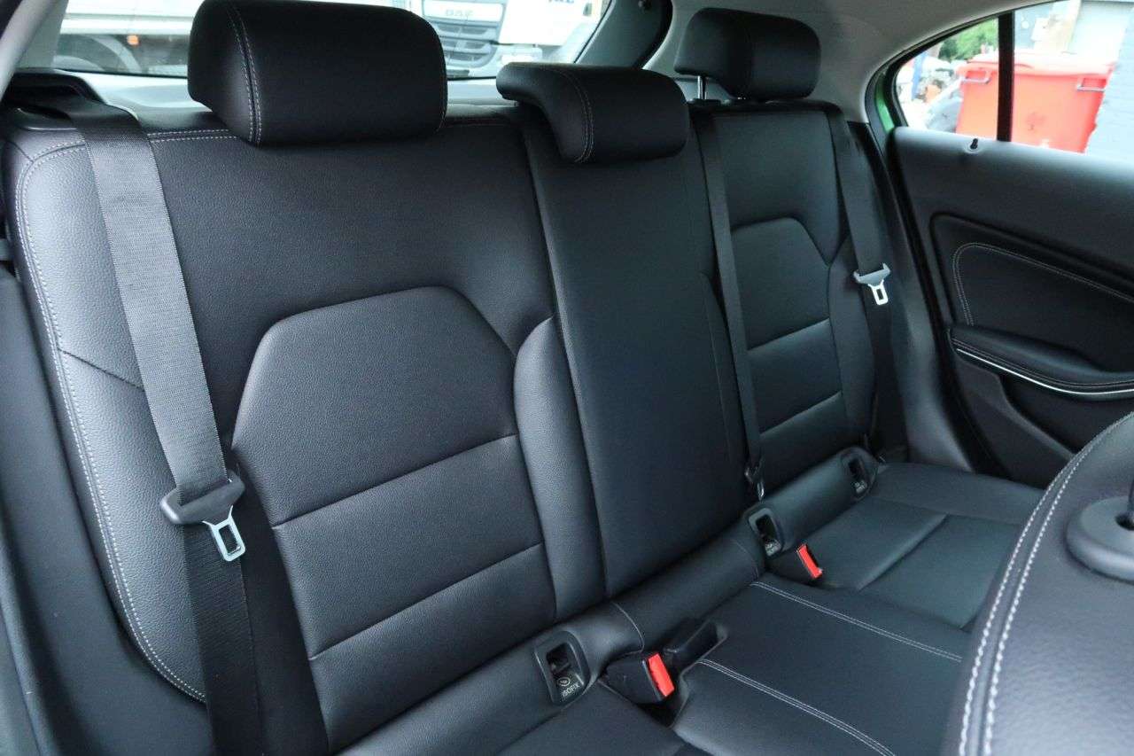 2017 MERCEDES-BENZ A-CLASS 2017 MERCEDES-BENZ A-CLASS