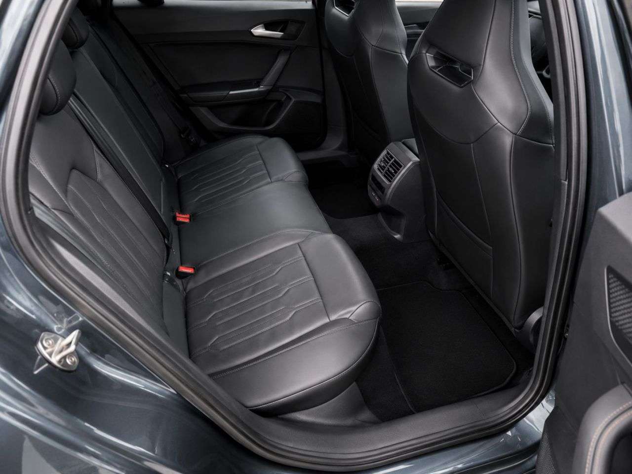 2021 CUPRA FORMENTOR 2021 CUPRA FORMENTOR