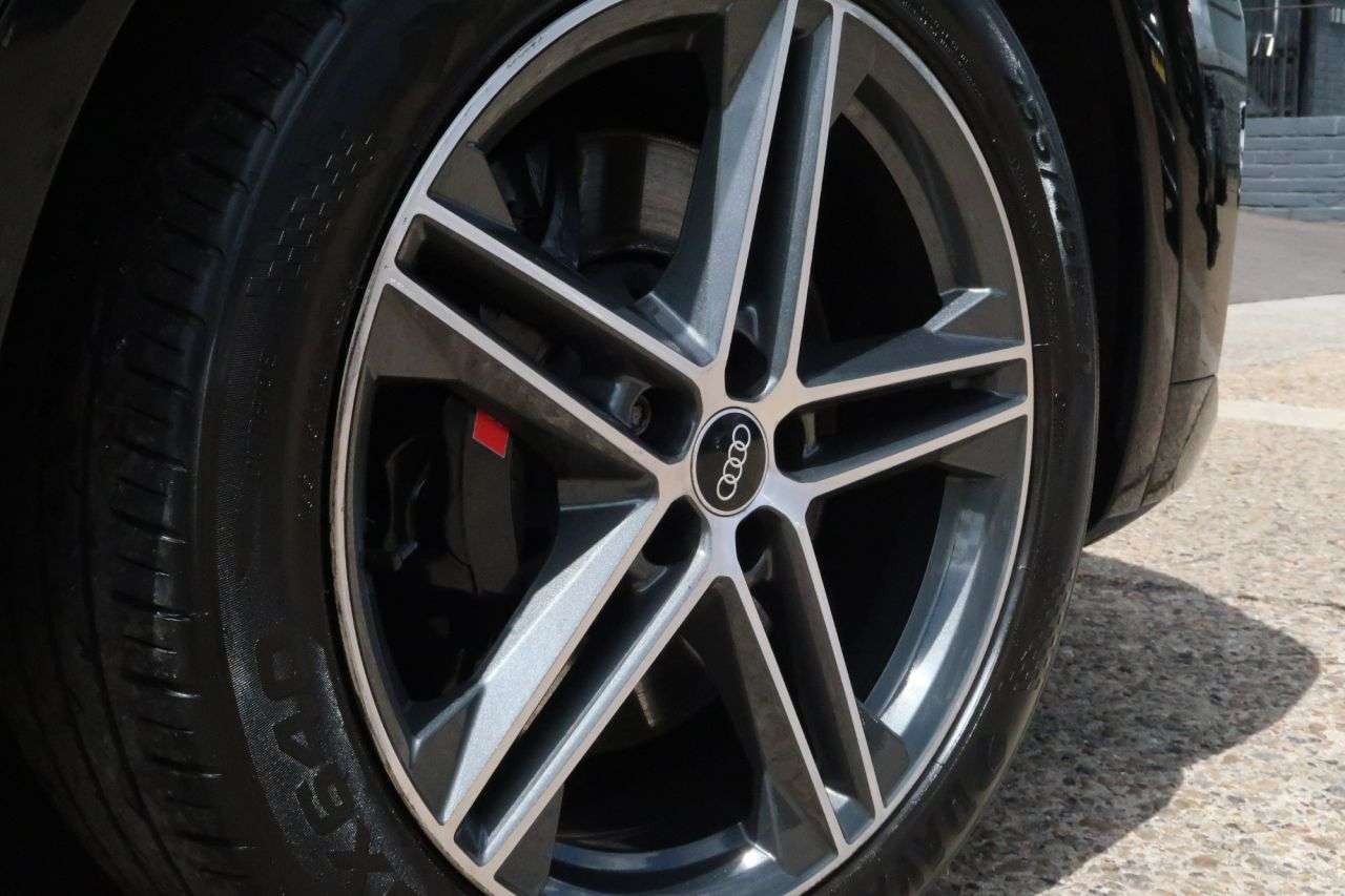 2021 AUDI SQ5 2021 AUDI SQ5
