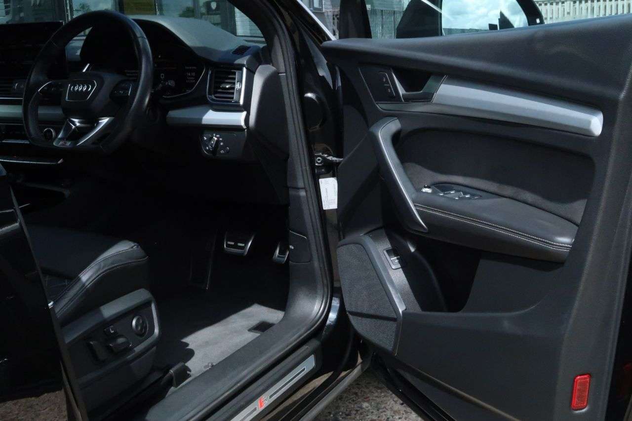 2021 AUDI SQ5 2021 AUDI SQ5