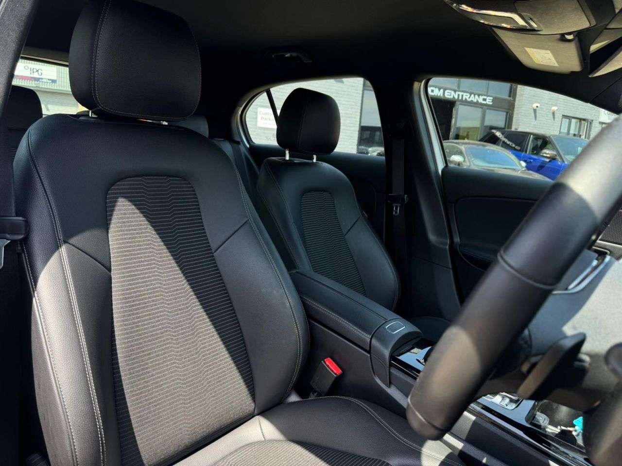 A 2019 MERCEDES-BENZ A-CLASS 1.5 A180d Sport (Executive) Hatchback 5dr Diesel 7G-DCT Euro 6 (s/s) (116 p A 2019 MERCEDES-BENZ A-CLASS 1.5 A180d Sport (Executive) Hatchback 5dr Diesel 7G-DCT Euro 6 (s/s) (116 p