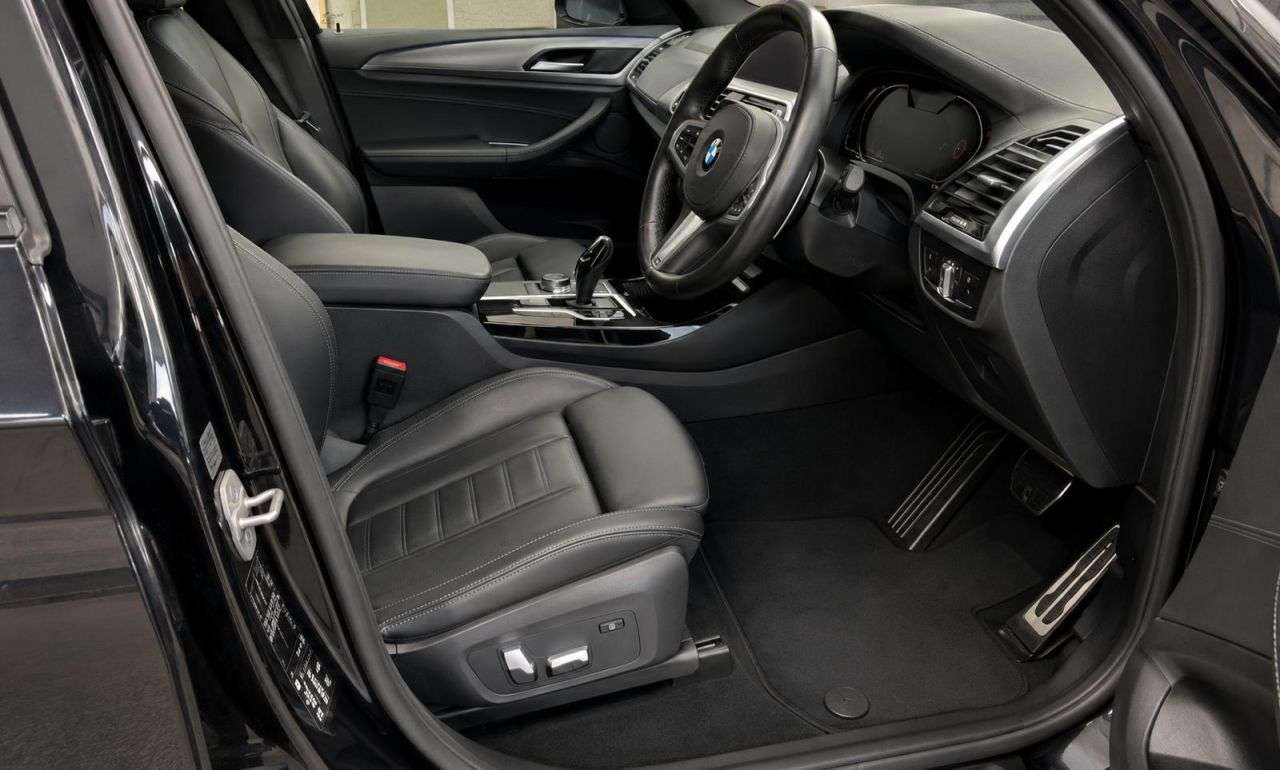 A 2019 BMW X3 3.0 M40i GPF SUV 5dr Petrol Auto xDrive Euro 6 (s/s) (354 ps) A 2019 BMW X3 3.0 M40i GPF SUV 5dr Petrol Auto xDrive Euro 6 (s/s) (354 ps)