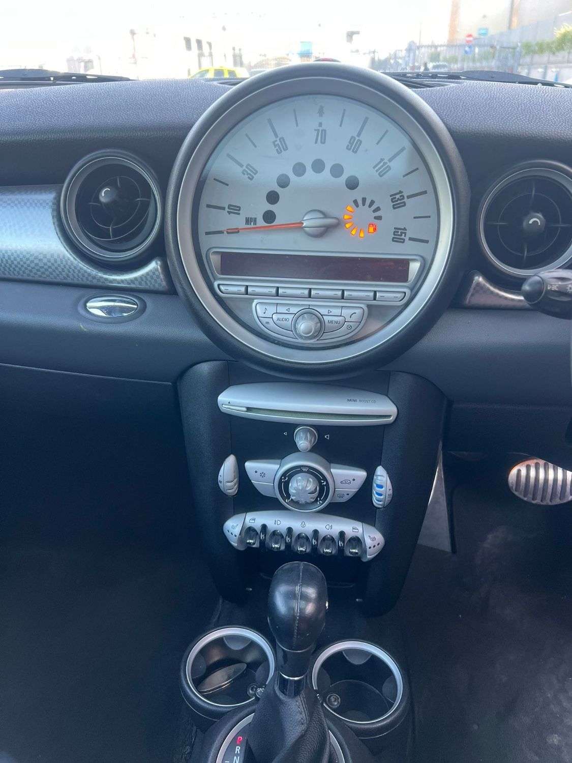 A 2007 MINI HATCH 1.6 Cooper S Hatchback 3dr Petrol Steptronic Euro 4 (175 ps) FINANCE+WARRAN A 2007 MINI HATCH 1.6 Cooper S Hatchback 3dr Petrol Steptronic Euro 4 (175 ps) FINANCE+WARRAN