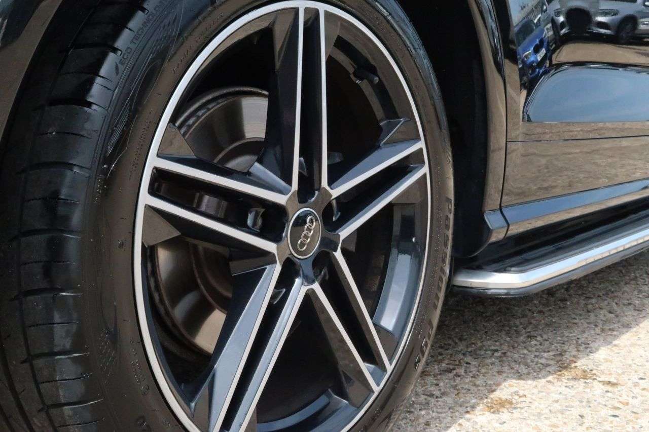 2019 AUDI SQ5 2019 AUDI SQ5