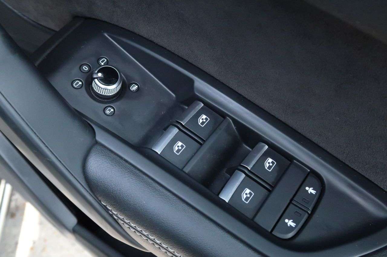 2019 AUDI SQ5 2019 AUDI SQ5