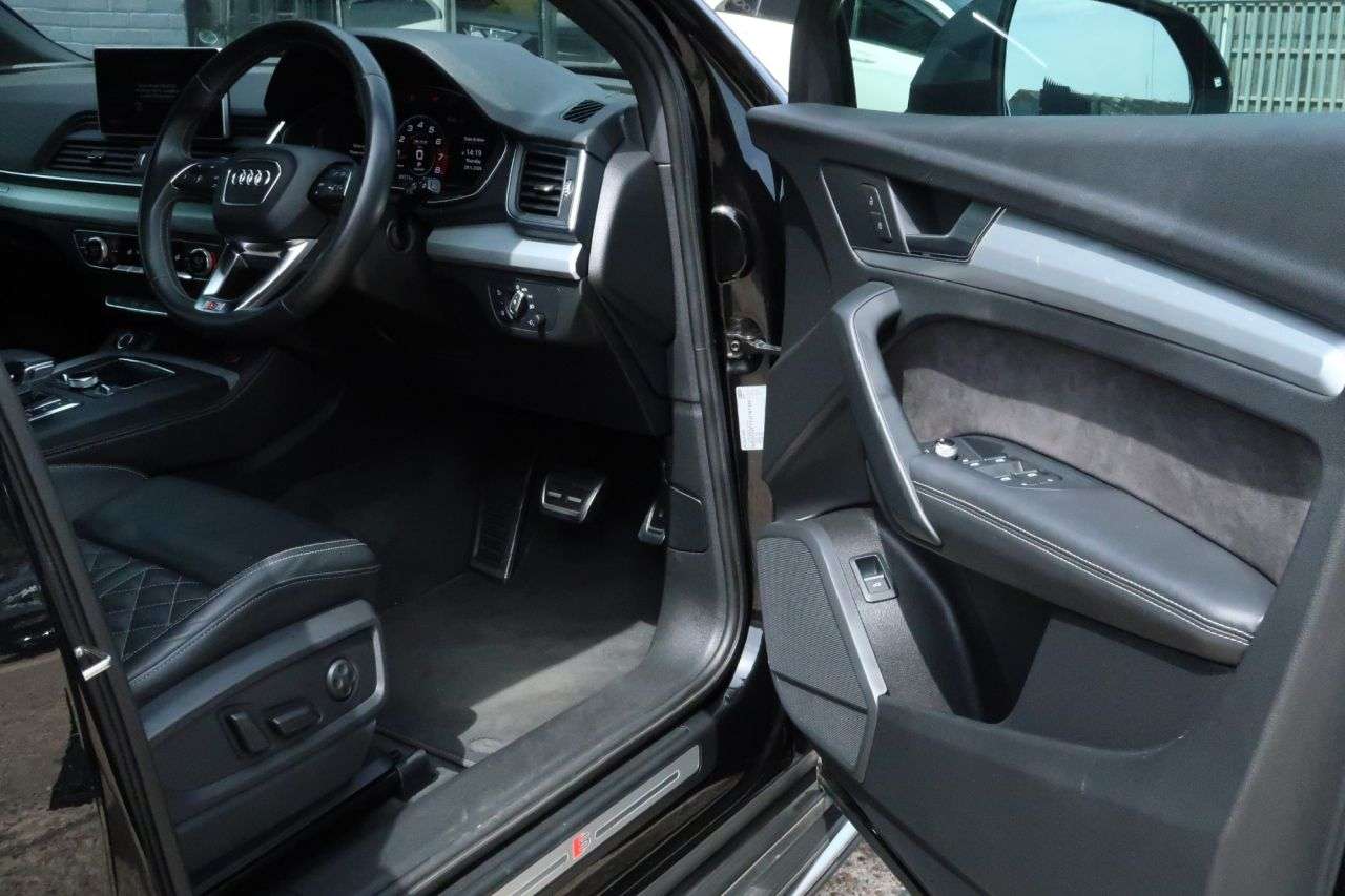 2019 AUDI SQ5 2019 AUDI SQ5