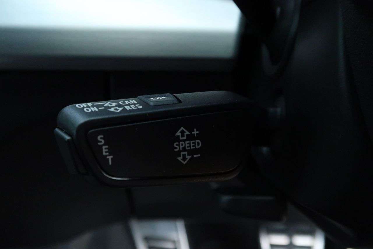 2019 AUDI SQ5 2019 AUDI SQ5