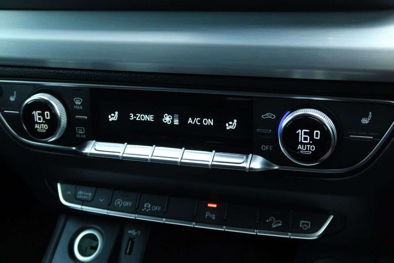 2019 AUDI SQ5 2019 AUDI SQ5