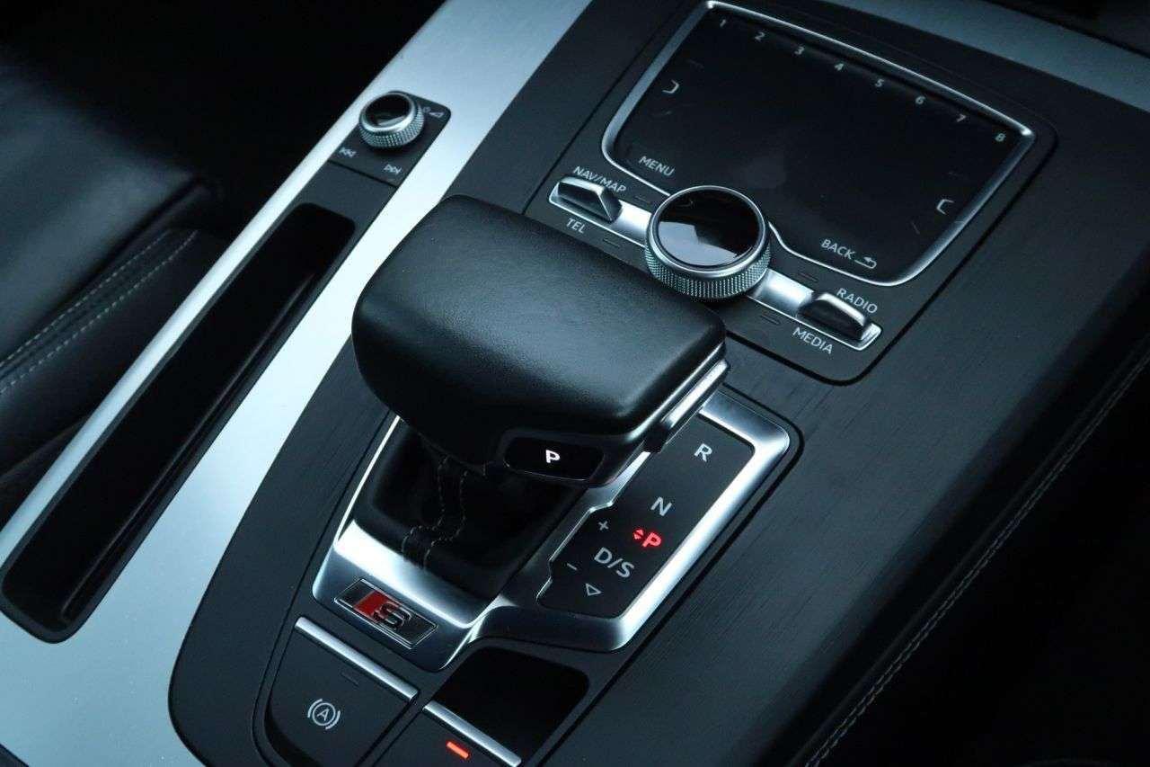2019 AUDI SQ5 2019 AUDI SQ5