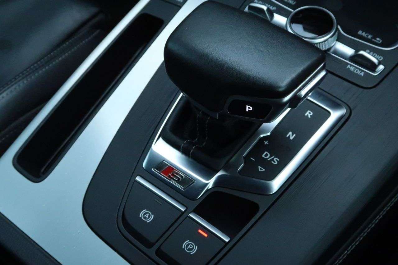 2019 AUDI SQ5 2019 AUDI SQ5