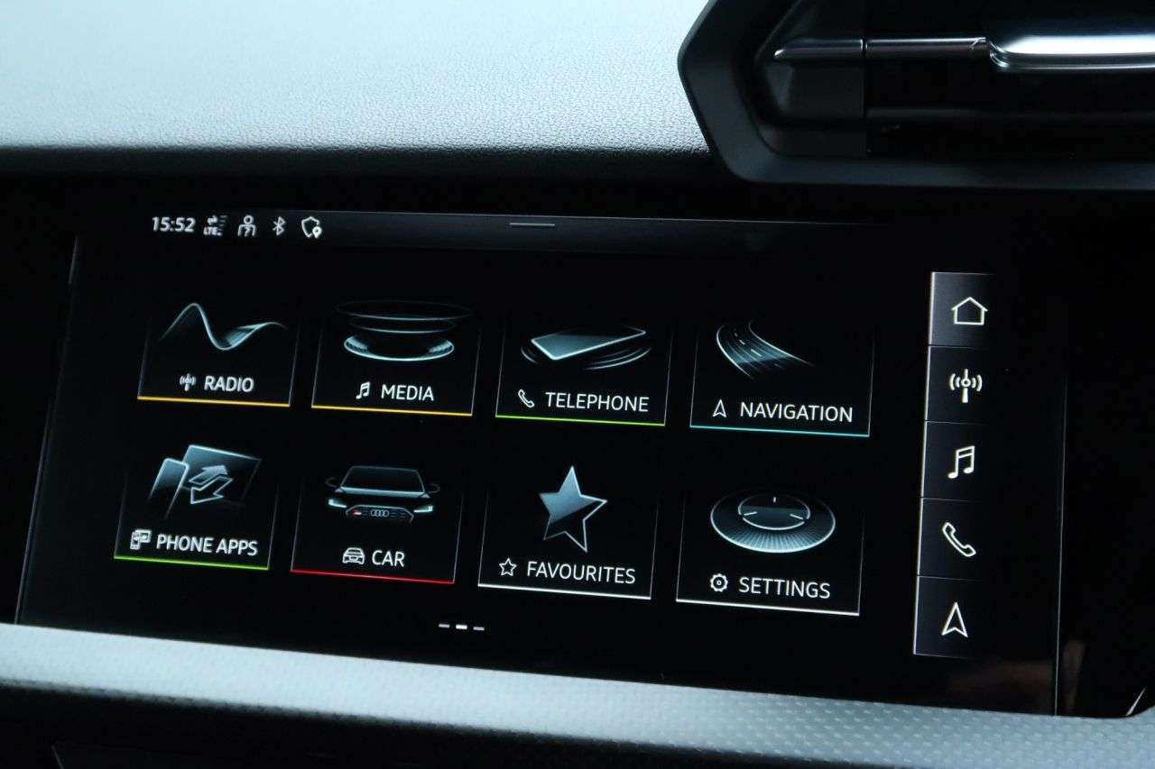 2022 AUDI RS3 2022 AUDI RS3