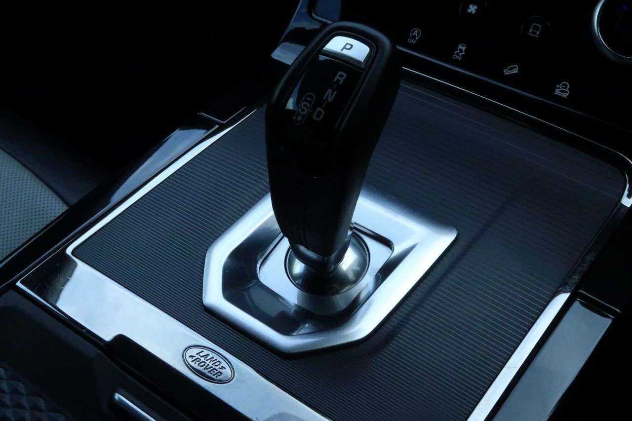 2019 LAND ROVER RANGE ROVER EVOQUE 2019 LAND ROVER RANGE ROVER EVOQUE