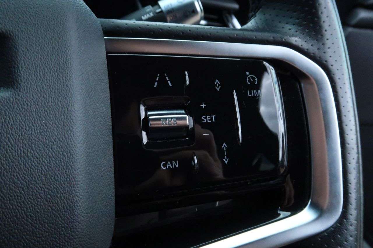 2022 LAND ROVER RANGE ROVER VELAR 2022 LAND ROVER RANGE ROVER VELAR