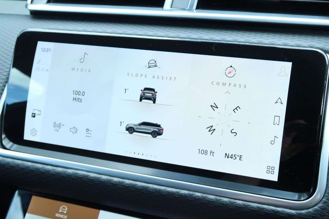 2022 LAND ROVER RANGE ROVER VELAR 2022 LAND ROVER RANGE ROVER VELAR