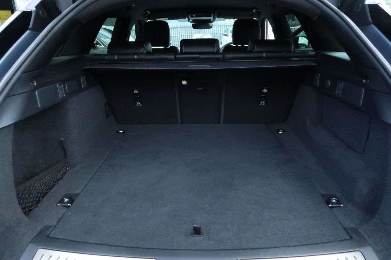 2022 LAND ROVER RANGE ROVER VELAR 2022 LAND ROVER RANGE ROVER VELAR