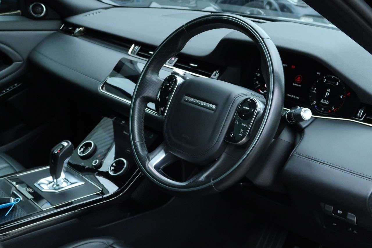 A 2020 LAND ROVER RANGE ROVER EVOQUE 2.0 D180 MHEV R-Dynamic HSE SUV 5dr Diesel Auto 4WD Euro 6 (s/s) (180 ps) F A 2020 LAND ROVER RANGE ROVER EVOQUE 2.0 D180 MHEV R-Dynamic HSE SUV 5dr Diesel Auto 4WD Euro 6 (s/s) (180 ps) F