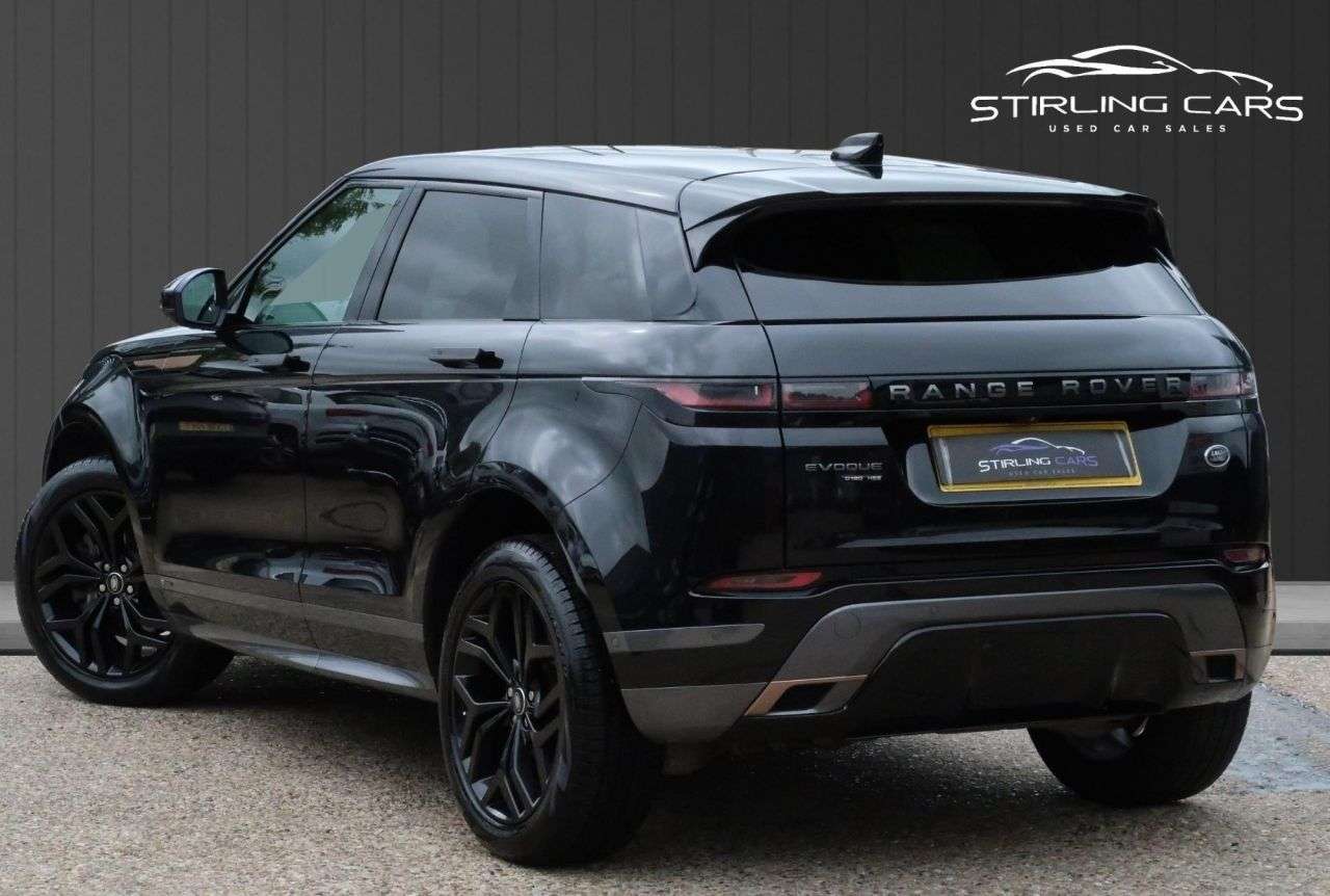 A 2020 LAND ROVER RANGE ROVER EVOQUE 2.0 D180 MHEV R-Dynamic HSE SUV 5dr Diesel Auto 4WD Euro 6 (s/s) (180 ps) F A 2020 LAND ROVER RANGE ROVER EVOQUE 2.0 D180 MHEV R-Dynamic HSE SUV 5dr Diesel Auto 4WD Euro 6 (s/s) (180 ps) F