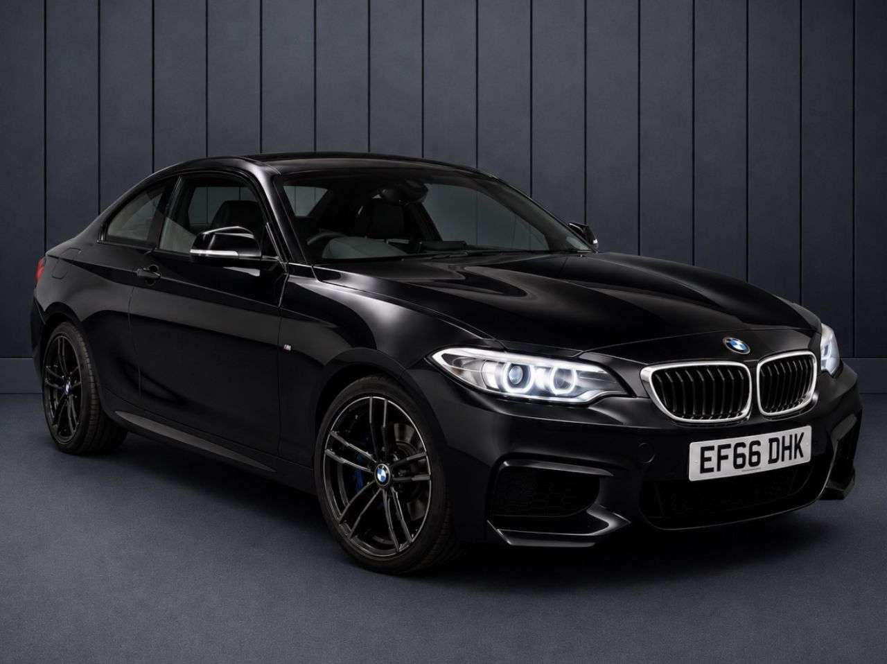 A 2017 BMW M2 3.0i Coupe 2dr Petrol DCT Euro 6 (s/s) (370 ps) FINANCE+WARRANTY+SERVICE A 2017 BMW M2 3.0i Coupe 2dr Petrol DCT Euro 6 (s/s) (370 ps) FINANCE+WARRANTY+SERVICE
