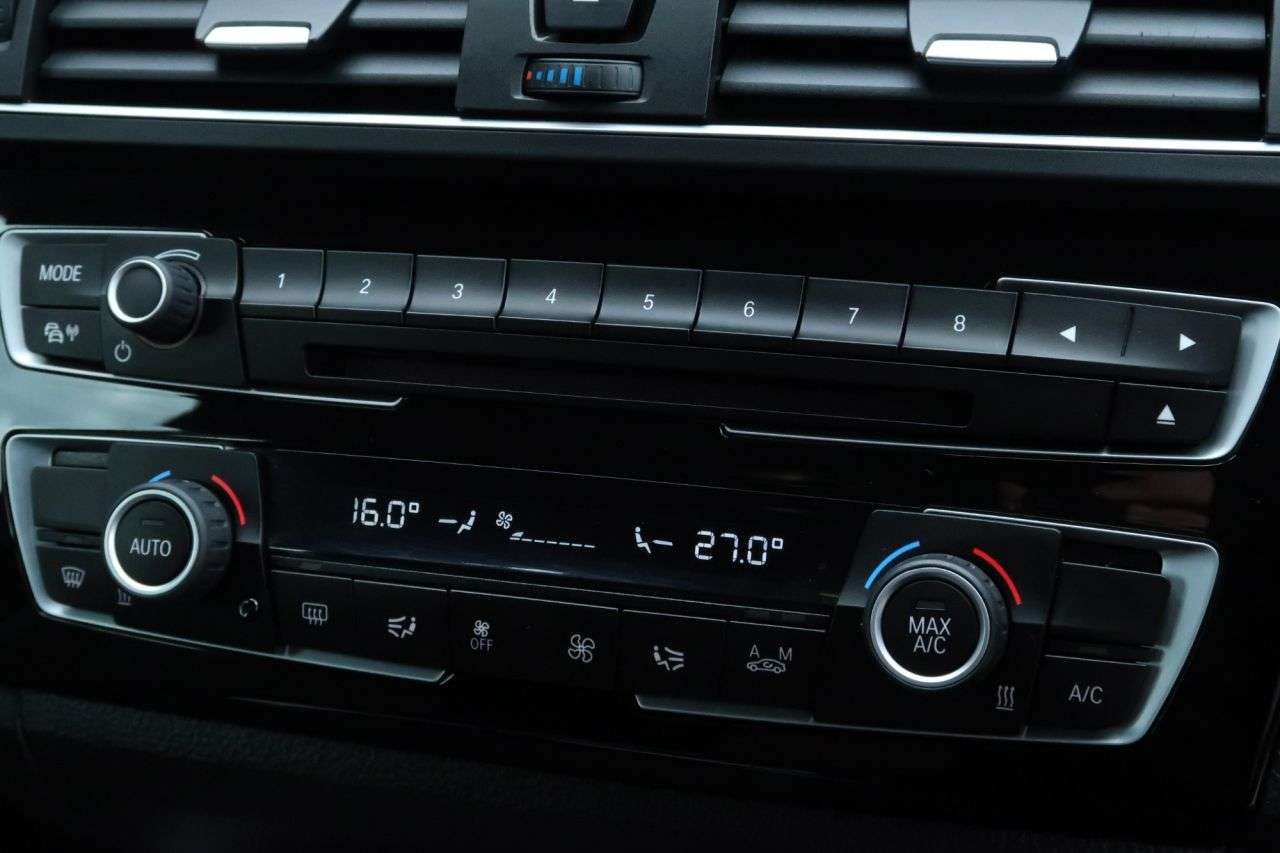 2017 BMW 1 SERIES 2017 BMW 1 SERIES