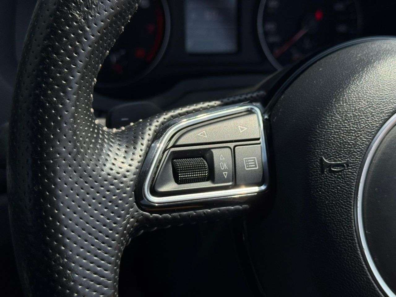 2015 AUDI Q3 2015 AUDI Q3