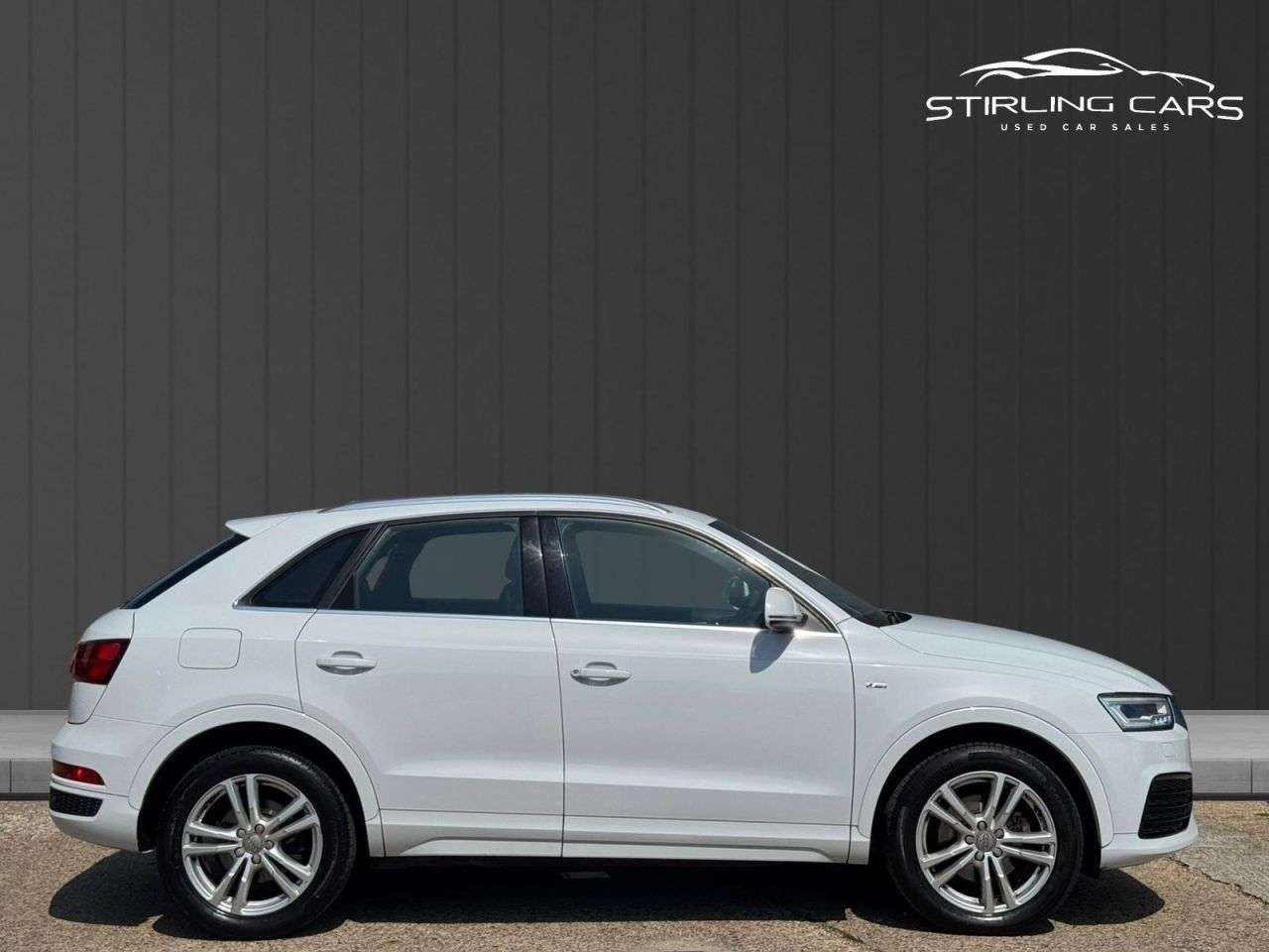 2015 AUDI Q3 2015 AUDI Q3