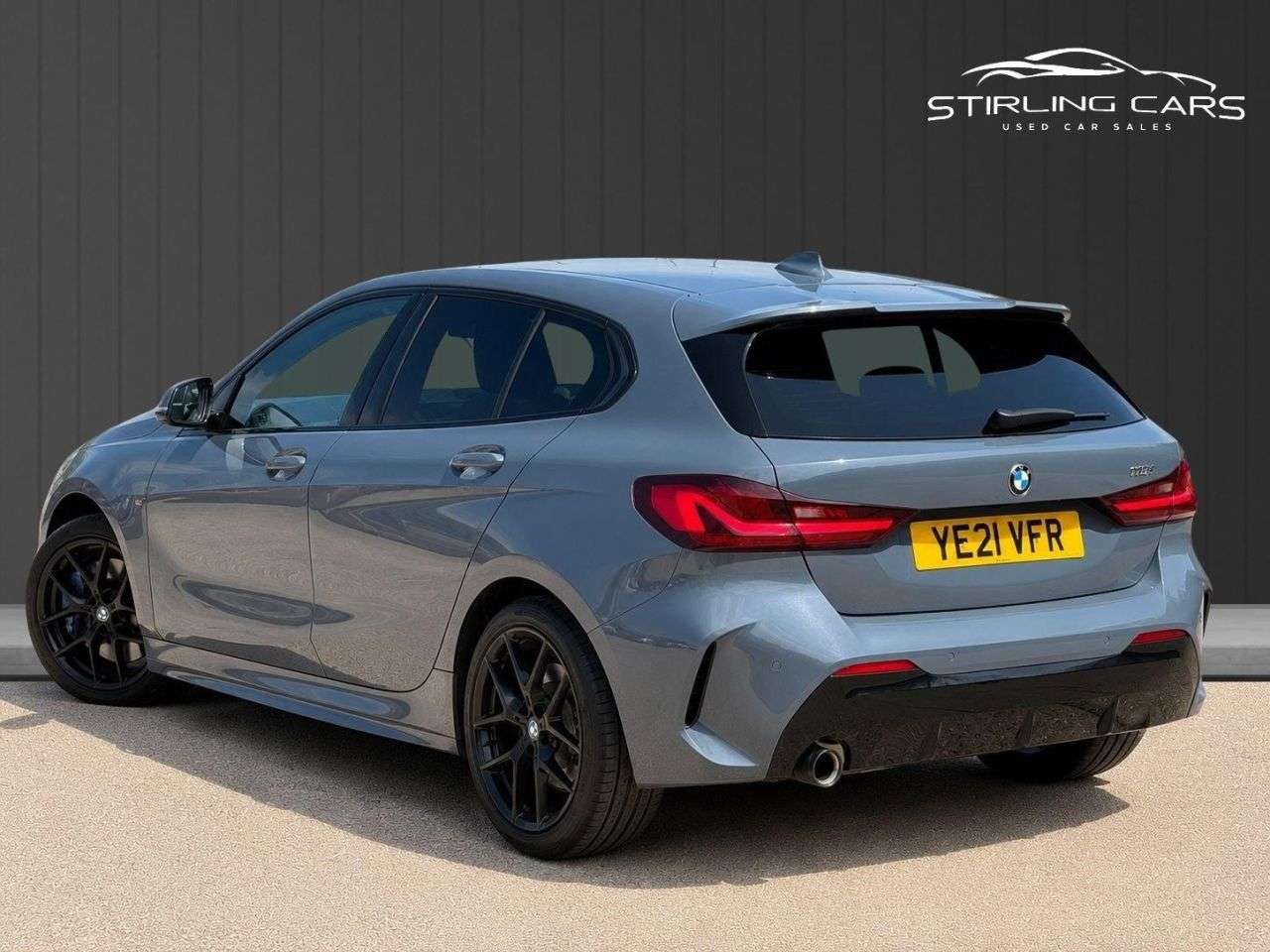 A 2021 BMW 1 SERIES 1.5 118i M Sport (LCP) Hatchback 5dr Petrol DCT Euro 6 (s/s) (136 ps) FINAN A 2021 BMW 1 SERIES 1.5 118i M Sport (LCP) Hatchback 5dr Petrol DCT Euro 6 (s/s) (136 ps) FINAN