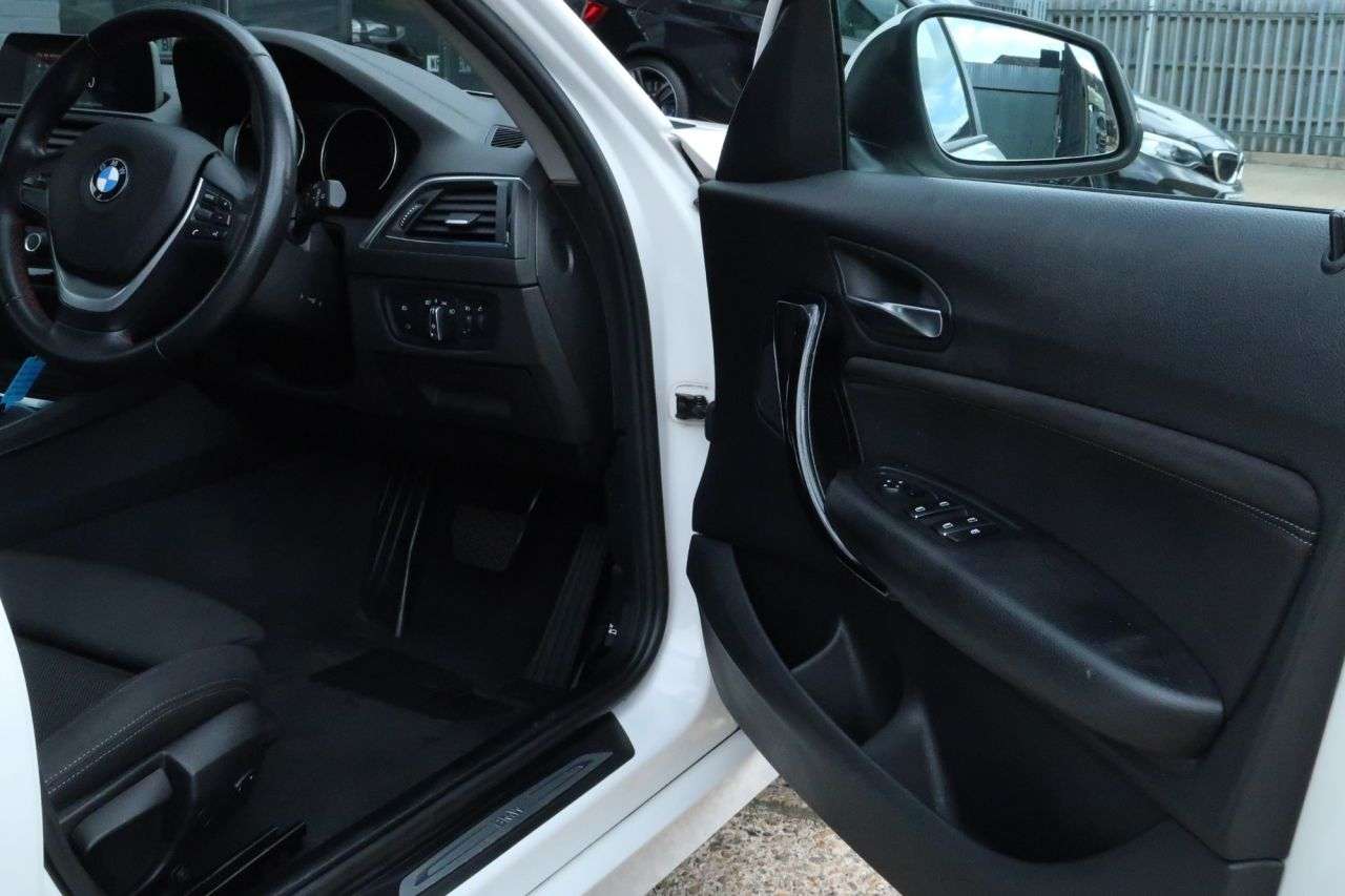 2018 BMW 1 SERIES 2018 BMW 1 SERIES