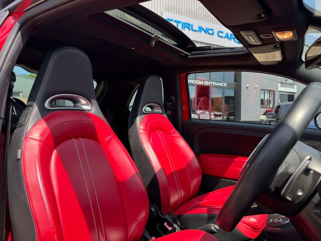 A 2015 ABARTH 595 1.4L 3d AUTO 160 BHP 595 ABARTH COMPETIZIONE FINANCE+WARRANTY+SERVICE A 2015 ABARTH 595 1.4L 3d AUTO 160 BHP 595 ABARTH COMPETIZIONE FINANCE+WARRANTY+SERVICE