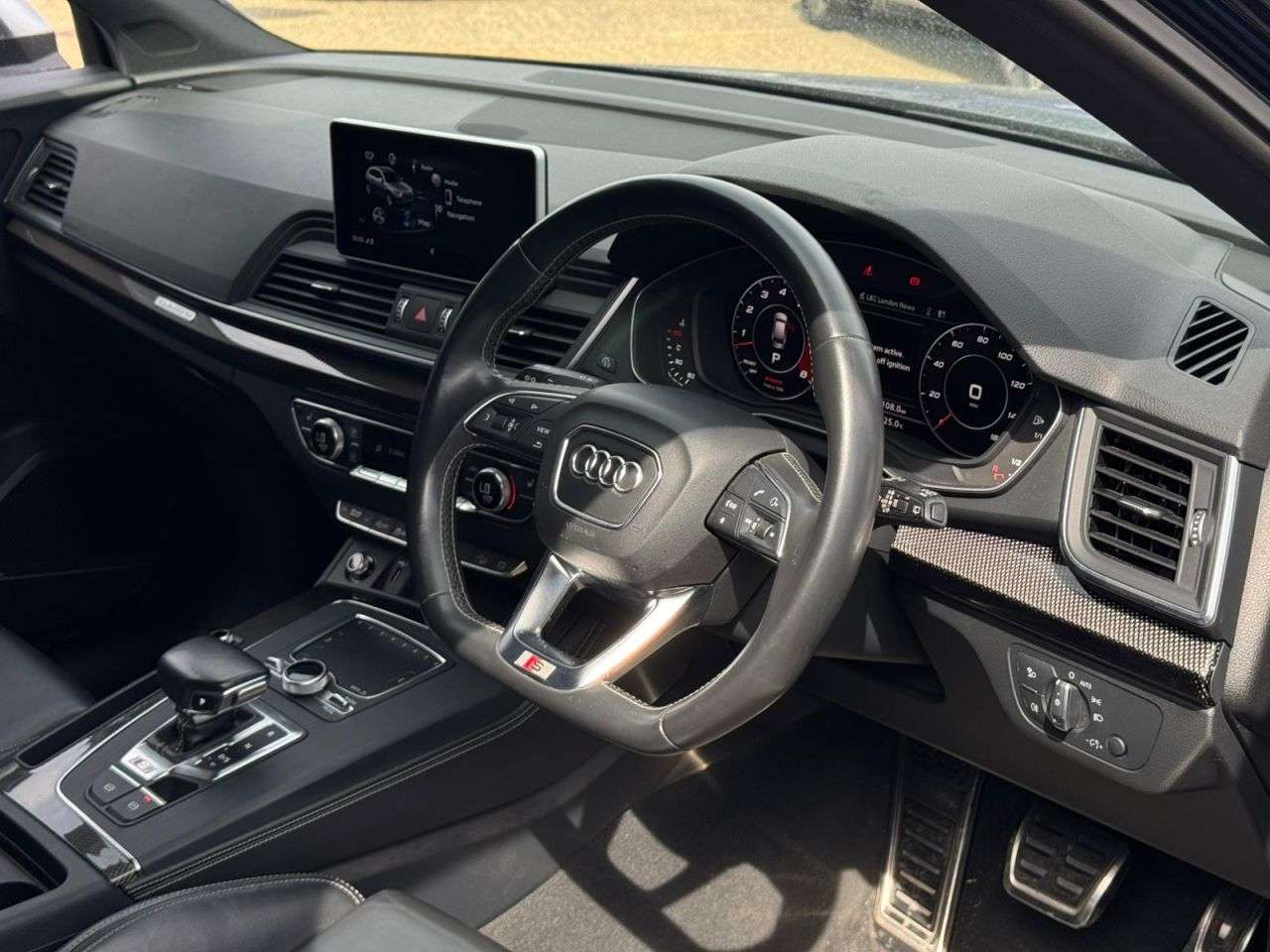 A 2018 AUDI SQ5 3.0 TFSI V6 SUV 5dr Petrol Tiptronic quattro Euro 6 (s/s) (354 ps) FINANCE+ A 2018 AUDI SQ5 3.0 TFSI V6 SUV 5dr Petrol Tiptronic quattro Euro 6 (s/s) (354 ps) FINANCE+