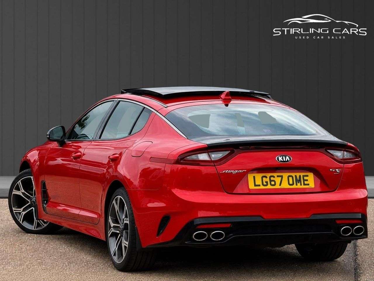 A 2017 KIA STINGER 3.3 T-GDi V6 GT S Gran Turismo 5dr Petrol Auto Euro 6 (s/s) (365 bhp) FINAN A 2017 KIA STINGER 3.3 T-GDi V6 GT S Gran Turismo 5dr Petrol Auto Euro 6 (s/s) (365 bhp) FINAN