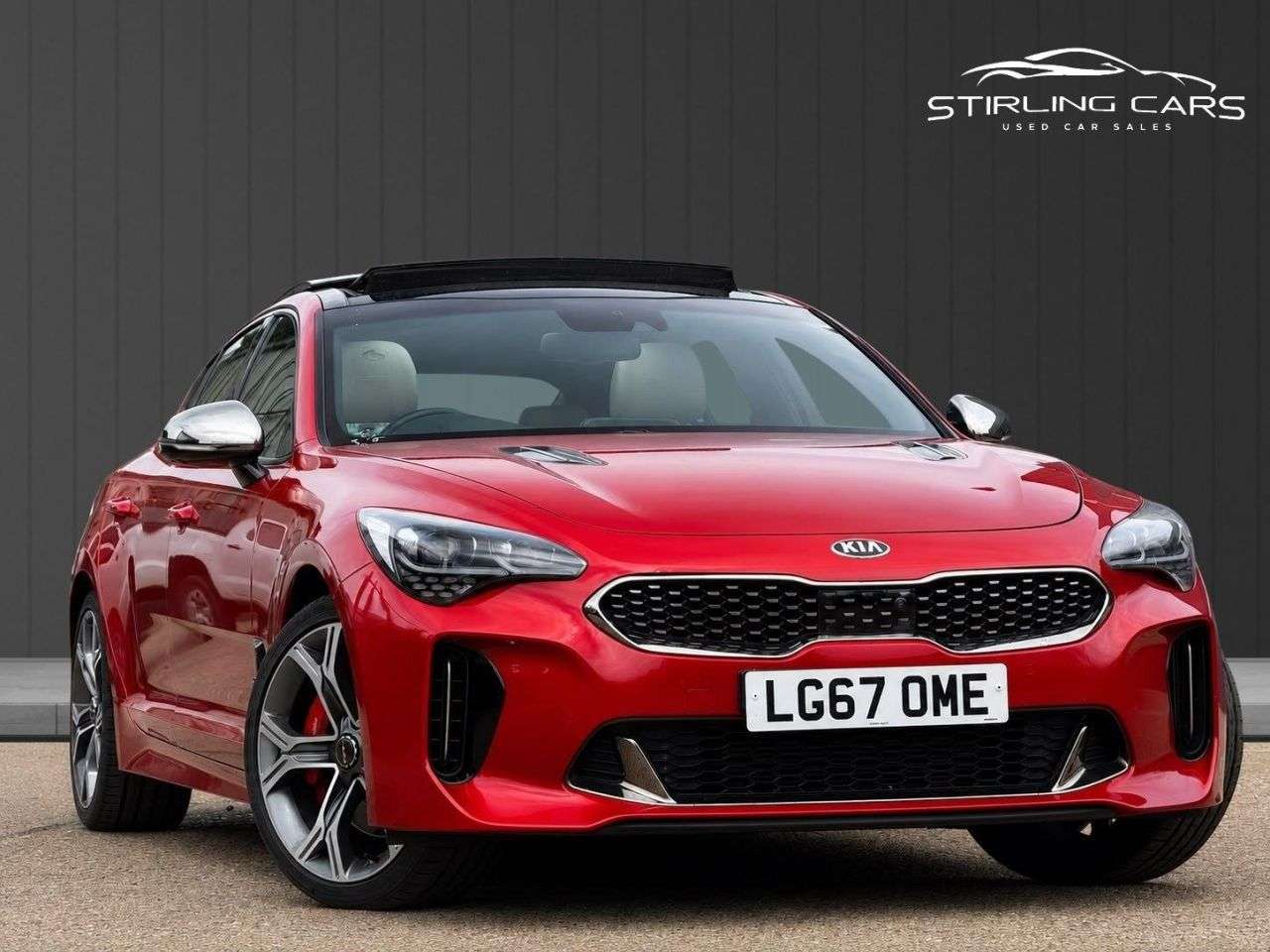 A 2017 KIA STINGER 3.3 T-GDi V6 GT S Gran Turismo 5dr Petrol Auto Euro 6 (s/s) (365 bhp) FINAN A 2017 KIA STINGER 3.3 T-GDi V6 GT S Gran Turismo 5dr Petrol Auto Euro 6 (s/s) (365 bhp) FINAN