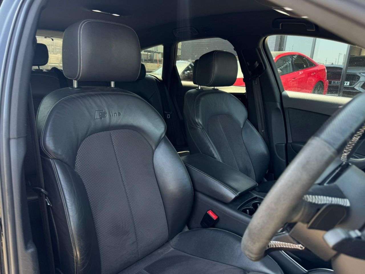 A 2015 AUDI A6 AVANT 3.0 TDI V6 Black Edition Estate 5dr Diesel S Tronic quattro Euro 6 (s/s) (2 A 2015 AUDI A6 AVANT 3.0 TDI V6 Black Edition Estate 5dr Diesel S Tronic quattro Euro 6 (s/s) (2