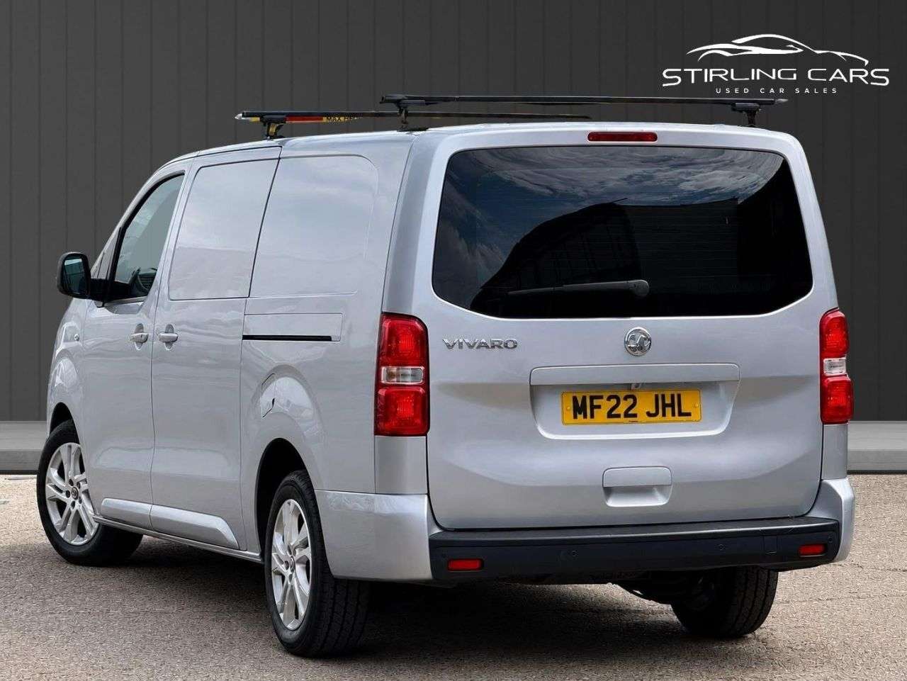 A 2022 VAUXHALL VIVARO 2.0 Turbo D 3100 Elite Crew Van Double Cab 5dr Diesel Auto L2 H1 Euro 6 (s/ A 2022 VAUXHALL VIVARO 2.0 Turbo D 3100 Elite Crew Van Double Cab 5dr Diesel Auto L2 H1 Euro 6 (s/