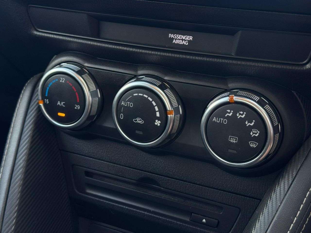 2020 MAZDA MAZDA2 2020 MAZDA MAZDA2