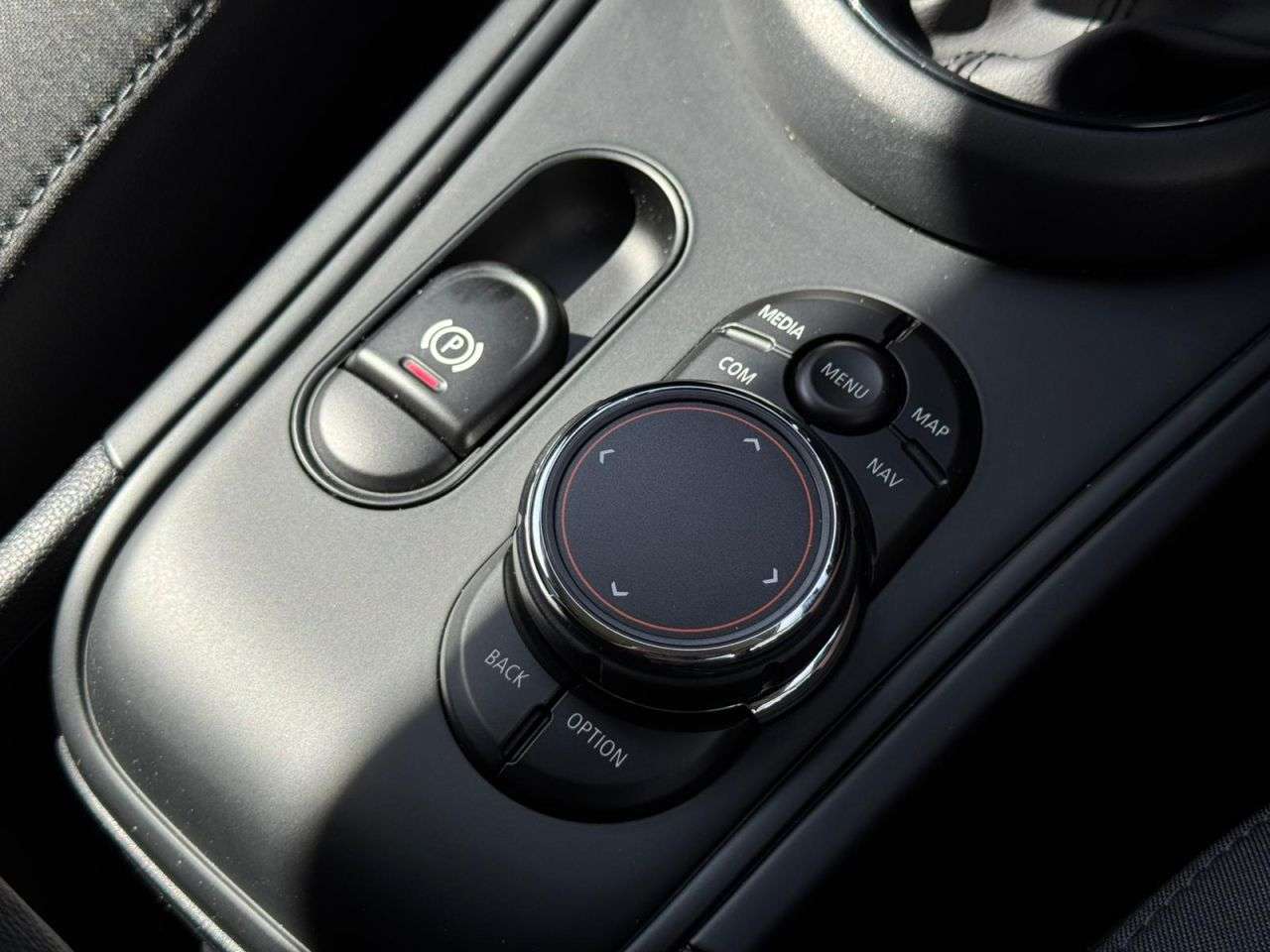 2018 MINI MINI COUNTRYMAN 2018 MINI MINI COUNTRYMAN