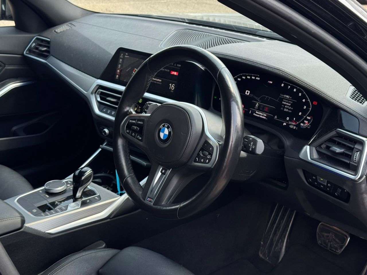 A 2021 BMW 3 SERIES 3.0 M340i MHT Touring 5dr Petrol Hybrid Auto xDrive Euro 6 (s/s) (374 ps) F A 2021 BMW 3 SERIES 3.0 M340i MHT Touring 5dr Petrol Hybrid Auto xDrive Euro 6 (s/s) (374 ps) F