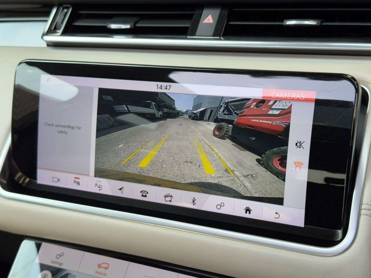 2017 LAND ROVER RANGE ROVER VELAR 2017 LAND ROVER RANGE ROVER VELAR