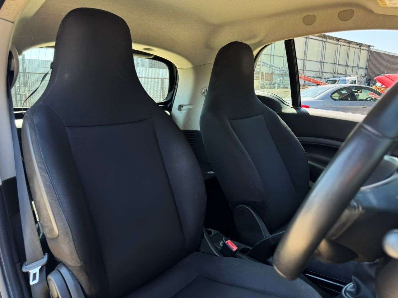 A 2019 SMART FORTWO 1.0 Pure Coupe 2dr Petrol Manual Euro 6 (s/s) (71 ps) FINANCE+WARRANTY+SERV A 2019 SMART FORTWO 1.0 Pure Coupe 2dr Petrol Manual Euro 6 (s/s) (71 ps) FINANCE+WARRANTY+SERV