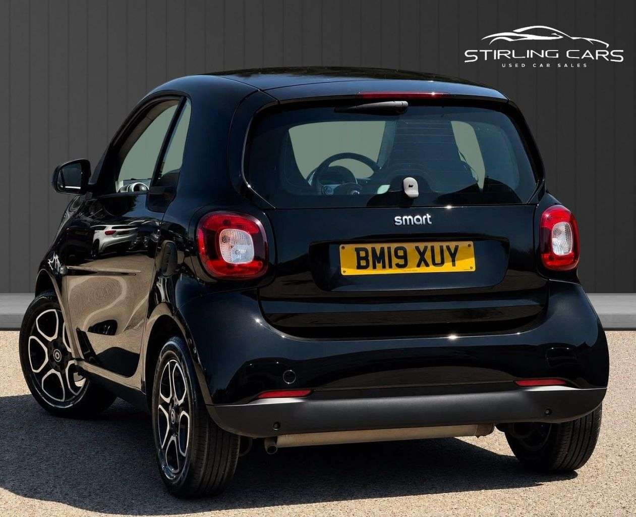 A 2019 SMART FORTWO 1.0 Pure Coupe 2dr Petrol Manual Euro 6 (s/s) (71 ps) FINANCE+WARRANTY+SERV A 2019 SMART FORTWO 1.0 Pure Coupe 2dr Petrol Manual Euro 6 (s/s) (71 ps) FINANCE+WARRANTY+SERV