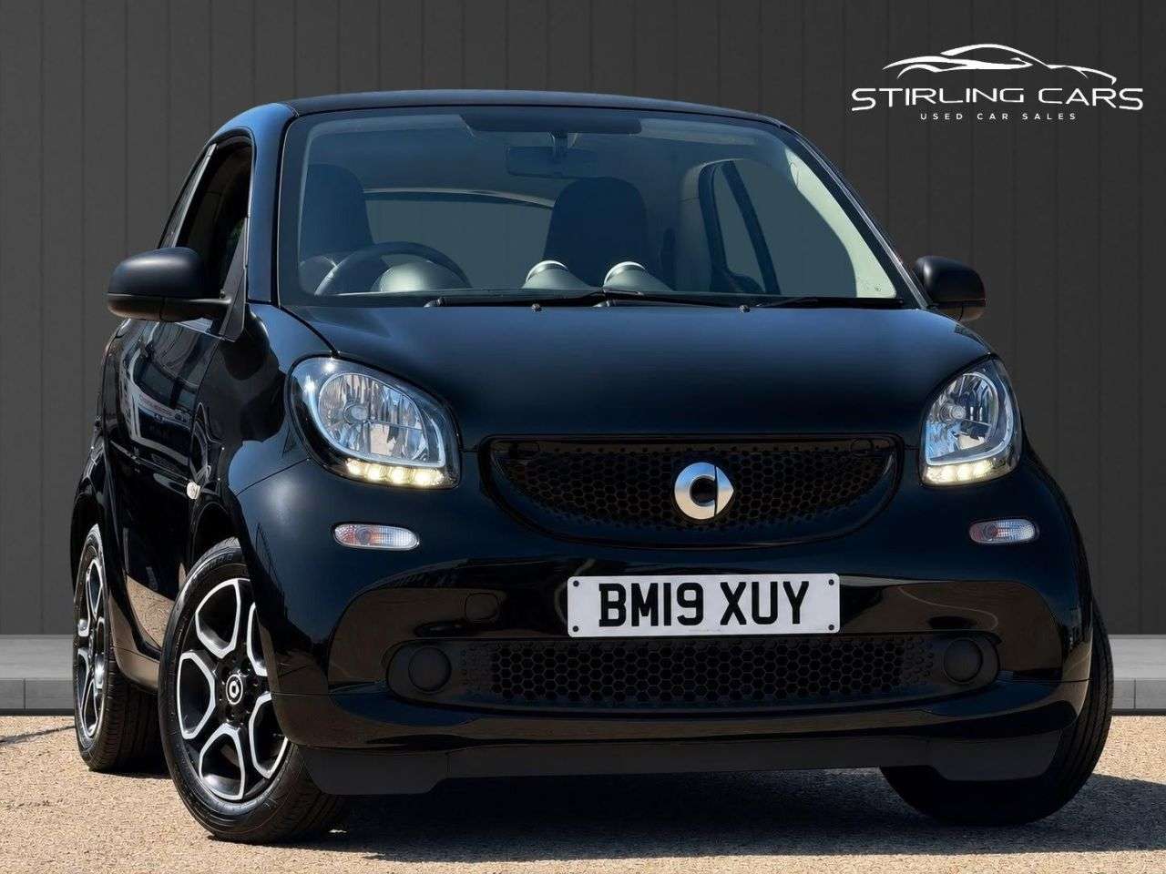 A 2019 SMART FORTWO 1.0 Pure Coupe 2dr Petrol Manual Euro 6 (s/s) (71 ps) FINANCE+WARRANTY+SERV A 2019 SMART FORTWO 1.0 Pure Coupe 2dr Petrol Manual Euro 6 (s/s) (71 ps) FINANCE+WARRANTY+SERV