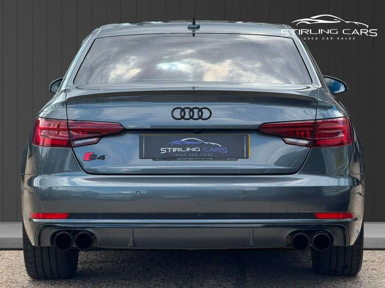 2017 AUDI S4 2017 AUDI S4