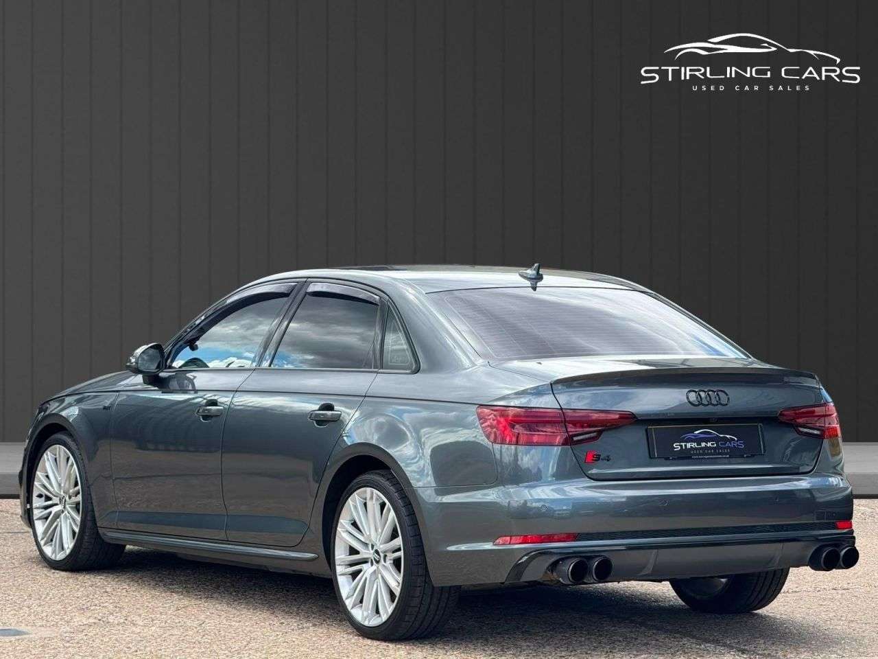 2017 AUDI S4 2017 AUDI S4